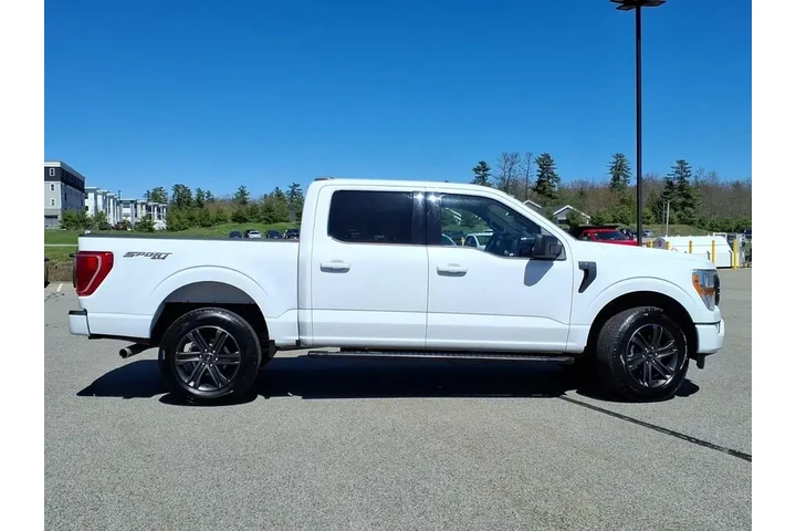 $32900 : Ford F-150 2022 4x4 XLT 4dr image 4