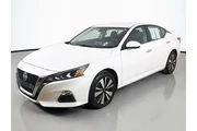 $17199 : Nissan Altima 2022 AWD 2.5 S thumbnail