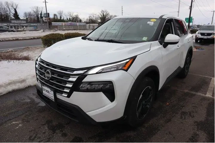 $21321 : Nissan Rogue 2025 AWD SV 4dr image 8