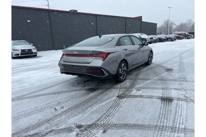 $25980 : Hyundai ELANTRA 2025 SEL Con image 8