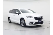 Chrysler Pacifica Plug-In Hy en Sacramento