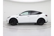 $27998 : Tesla Model Y 2022 AWD Long thumbnail
