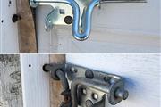 Garage door lock / Cerradura thumbnail