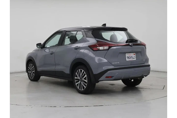 $21998 : Nissan Kicks 2024 SV 4dr Cro image 2