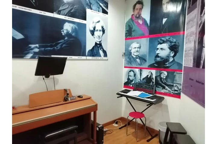 ESCUELA DE MÚSICA image 3