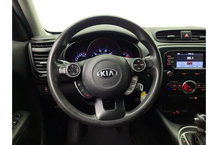 $10998 : Kia Soul 2017 + 4dr Crossove image 10