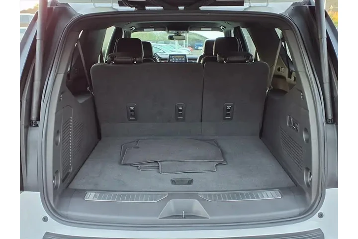 $36958 : Chevrolet Suburban 2022 4x4 image 6