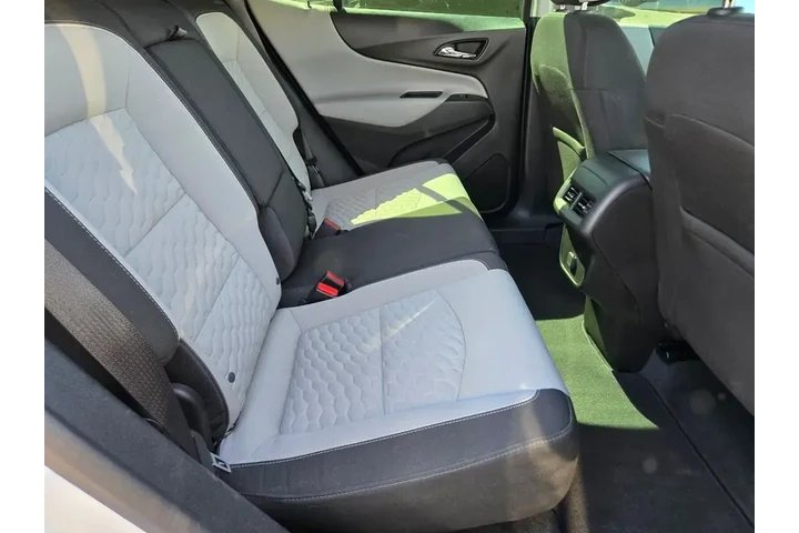 $16991 : Chevrolet Equinox 2018 LS 4d image 4