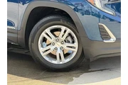 $21634 : GMC Terrain 2020 SLE 4dr SUV thumbnail