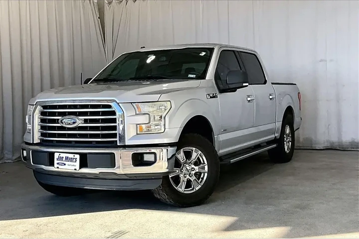 $15591 : Ford F-150 2015 4x2 XLT 4dr image 2