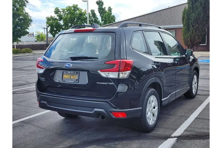 $15700 : 2019 Forester image 9