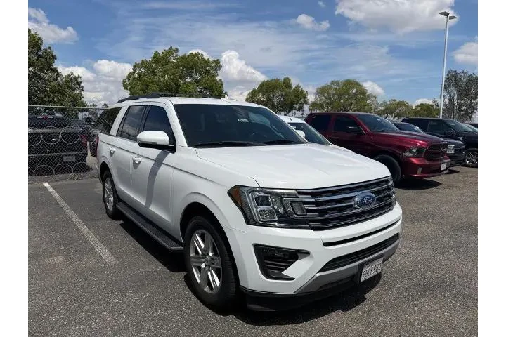 $28000 : Ford Expedition 2019 4x2 XLT image 3