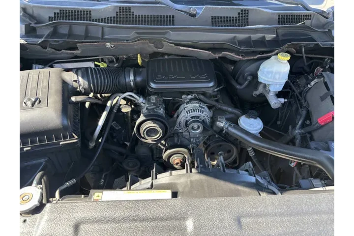 $10999 : 2011 RAM 1500 ST image 9