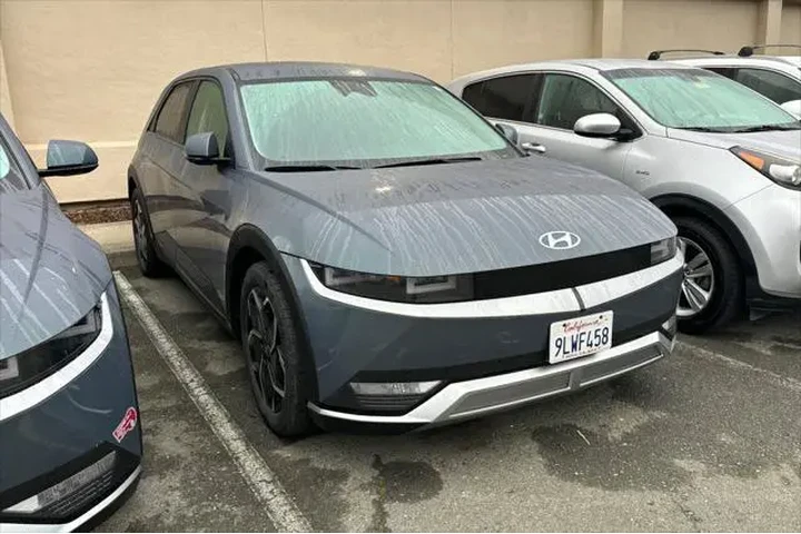 $24490 : Hyundai IONIQ 5 2024 SEL 4dr image 2