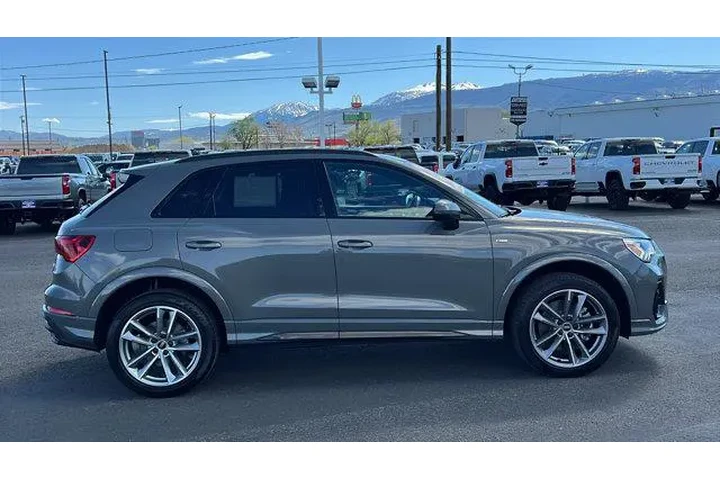 $36984 : Audi Q3 2023 AWD quattro S l image 4