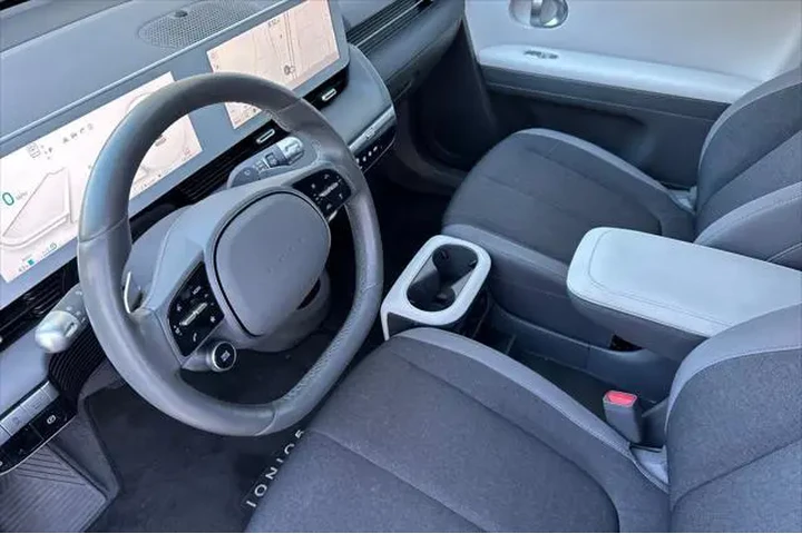 $25990 : Hyundai IONIQ 5 2024 SEL 4dr image 10