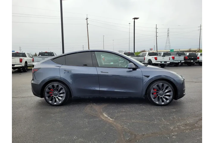 $29889 : Tesla Model Y 2022 AWD Perfo image 2