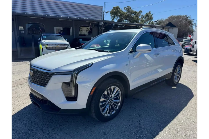 2024 XT4 Premium Luxury AWD image 1