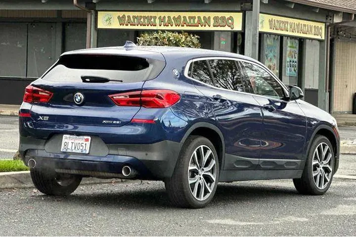 $17034 : BMW X2 2018 AWD xDrive28i 4d image 3