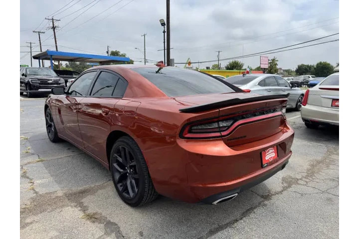 $23995 : 2020 Charger SXT image 10
