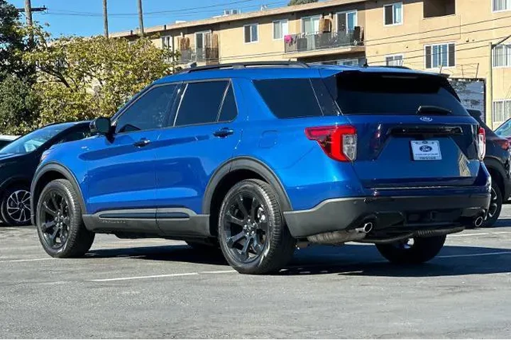 $31900 : Ford Explorer 2023 ST-Line 4 image 6
