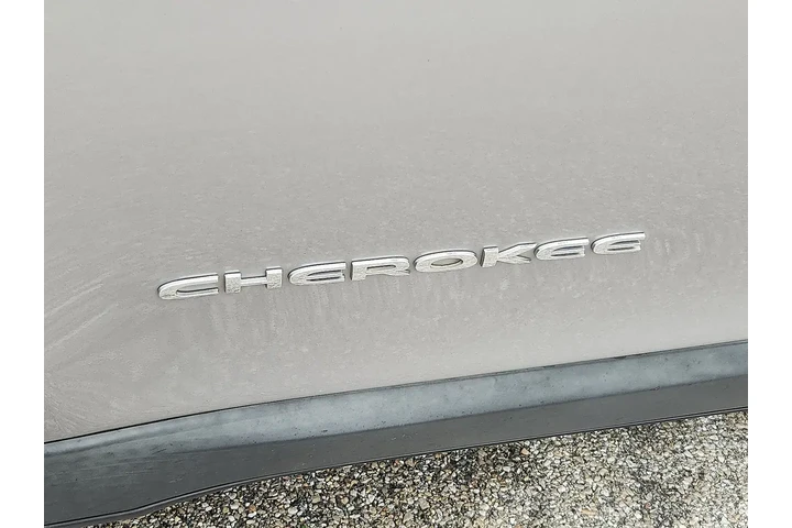 $12587 : Jeep Cherokee 2019 Latitude image 4