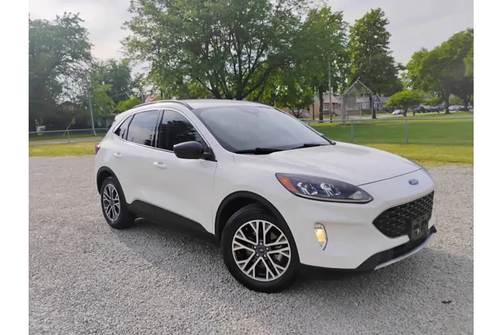 $14997 : 2020 Escape SEL image 1