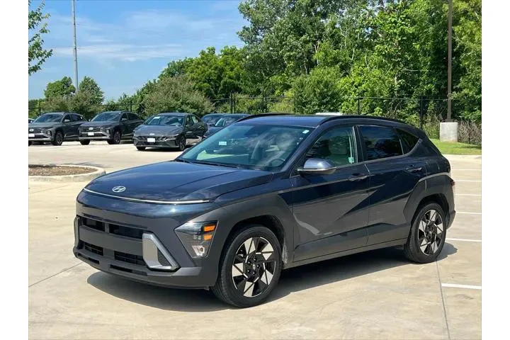 $20299 : Hyundai KONA 2024 SEL 4dr Cr image 4
