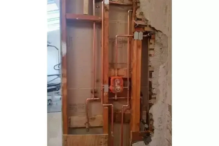 PLOMERO BARATO (323) 946-8895 image 9