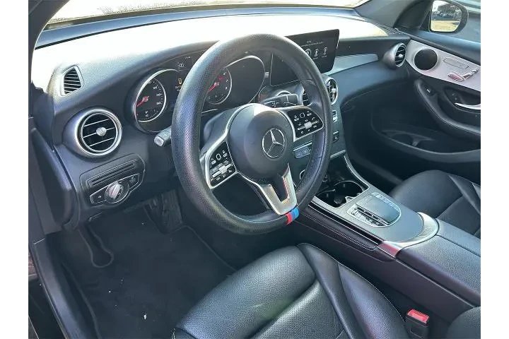 $23995 : Mercedes-Benz GLC 2021 GLC 3 image 8