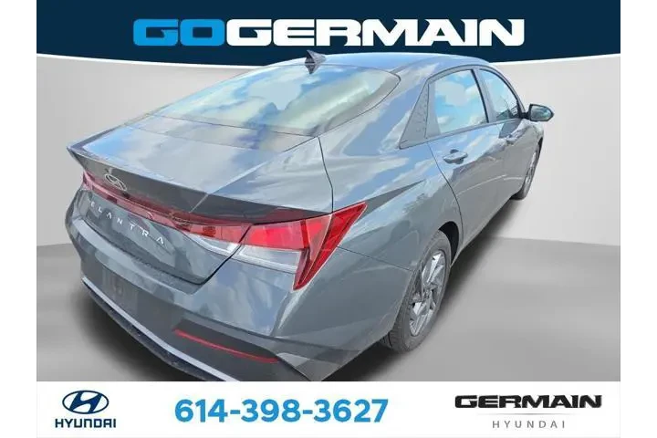 $19496 : Hyundai ELANTRA 2024 SEL 4dr image 10