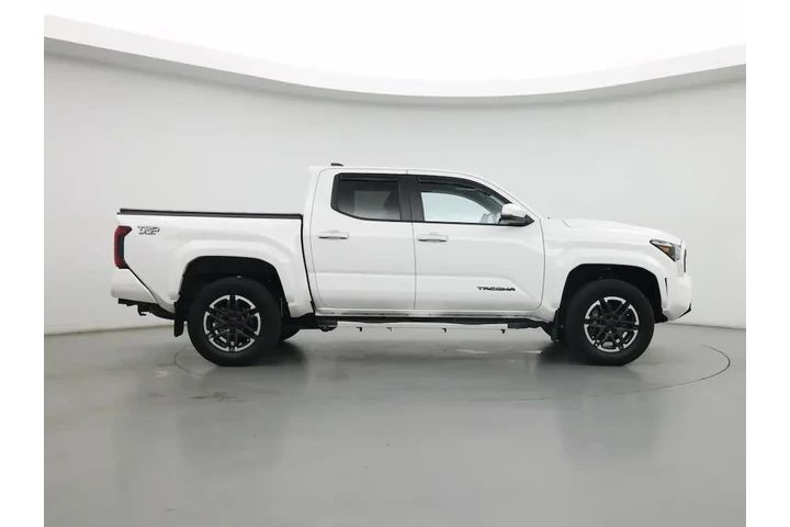 $39998 : Toyota Tacoma 2024 4x2 TRD S image 7