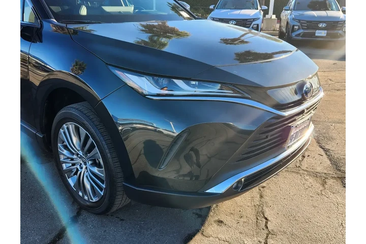 $34628 : Toyota Venza 2023 AWD Nights image 9