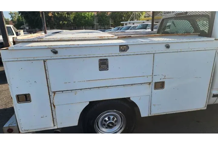 $7499 : 1997 C/K 2500 image 9