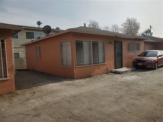 $2700 : ¡Su nueva casa le espera! image 1