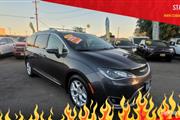 2020 Pacifica Limited en Modesto