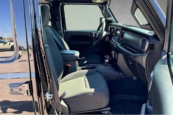 $29981 : Jeep Gladiator 2023 4x4 Spor image 7