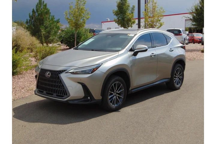 $37845 : 2022 NX 350 Premium image 8