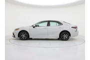 $24998 : Toyota Camry 2024 SE 4dr Sed thumbnail