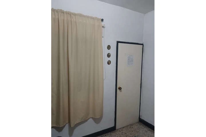 $650000 : Arriendo excelente habitación image 1