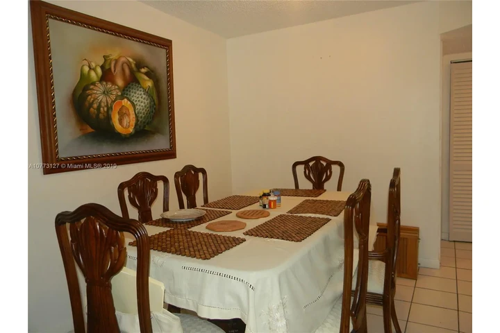 $2150 : kendall for Rent image 3