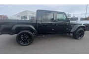 $37727 : Jeep Gladiator 2023 4x4 Over thumbnail