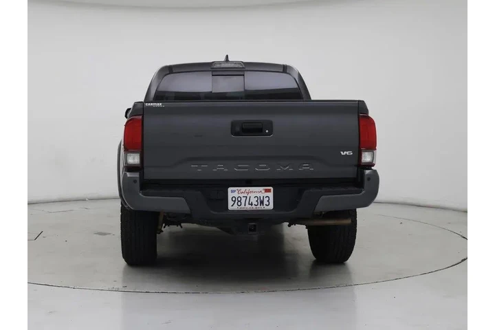 $36998 : Toyota Tacoma 2018 4x4 TRD P image 6