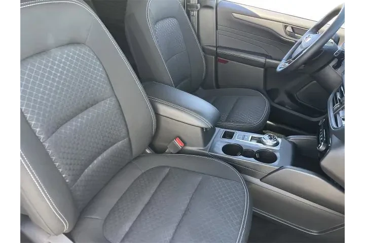 $25999 : Ford Escape 2024 AWD Active image 10