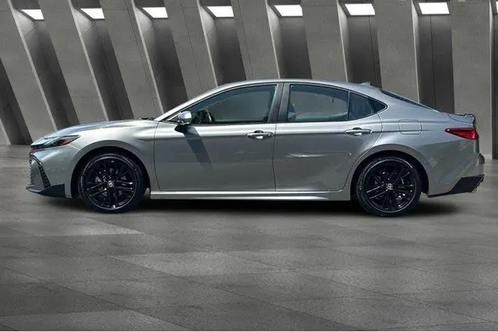 $31000 : Toyota Camry 2025 SE 4dr Sed image 8