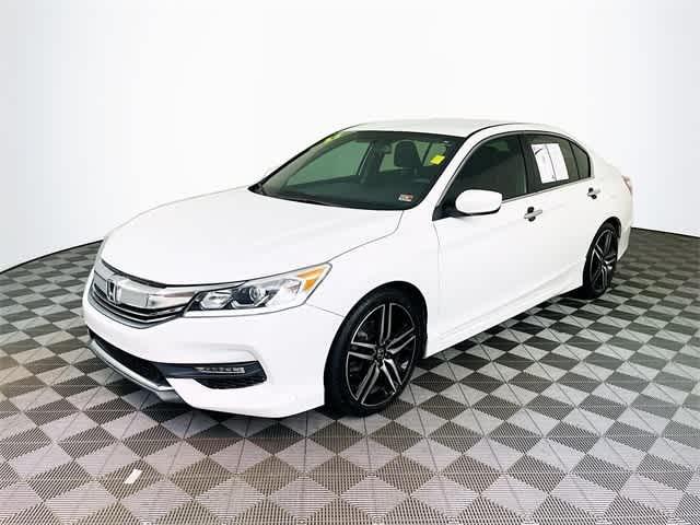 $17878 : PRE-OWNED 2017 HONDA ACCORD S image 4