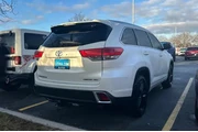 $27995 : Toyota Highlander 2019 AWD L thumbnail