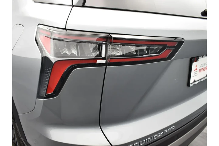 $23952 : Chevrolet Equinox 2025 4x4 L image 8