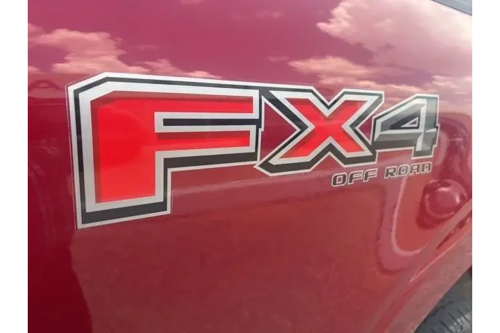 $35504 : Ford F-150 2022 4x4 XLT 4dr image 8