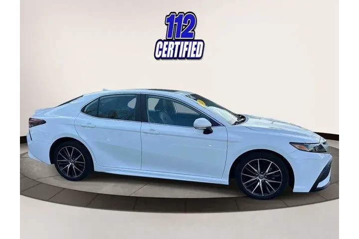 $23995 : Toyota Camry 2021 AWD SE 4dr image 3